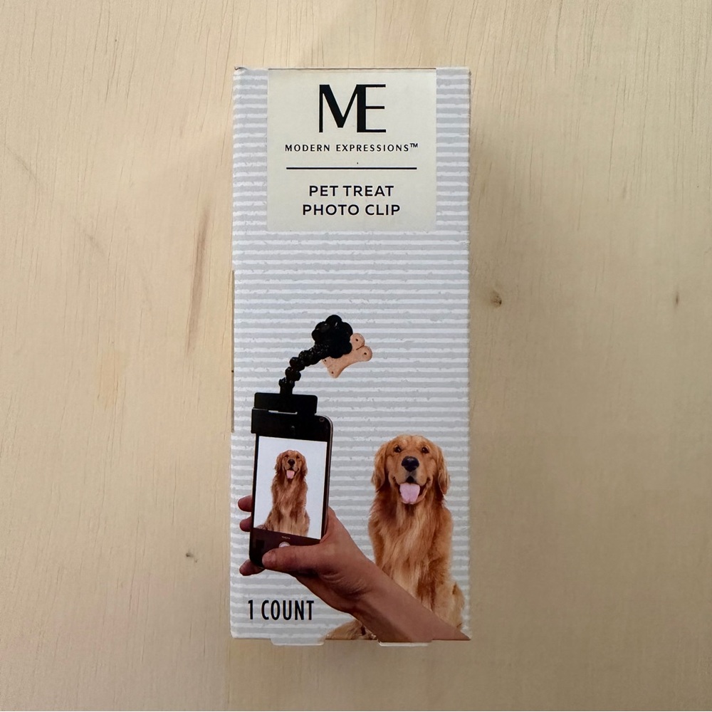 New Modern Expressions Pet Treat Photo Clip